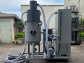 鑫百通移動(dòng)式除銹噴砂機(jī)設(shè)備介紹